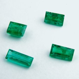 エメラルド - アサオ工芸オンライショップ