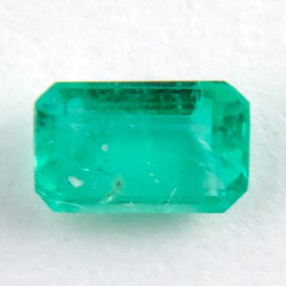 エメラルド エメラルド(クラック) オクタゴンカット 2.6x3.2mm - アサオ工芸