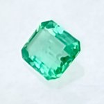 画像2: エメラルド オクタゴンカット 4.0x4.3mm (2)