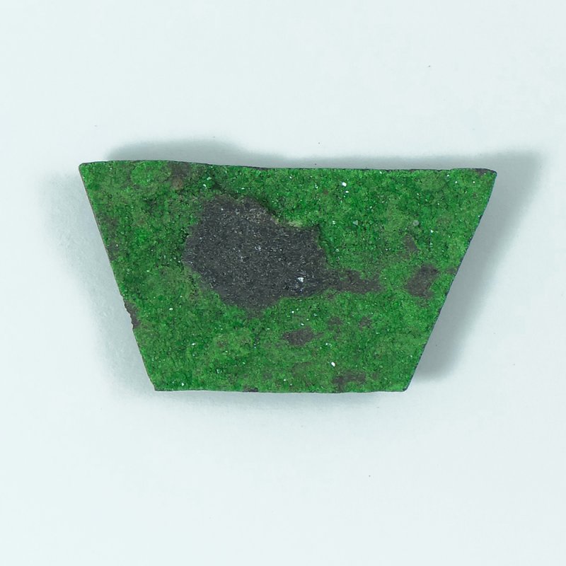 画像1: ウバローバイトガーネット フリーフォーム 16.3x30.2mm (1)