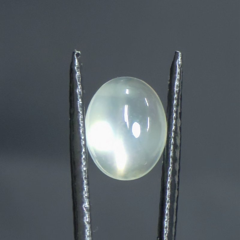 画像1: グリーンムーンストーン オーバルカボ 8.2x10.4mm (1)