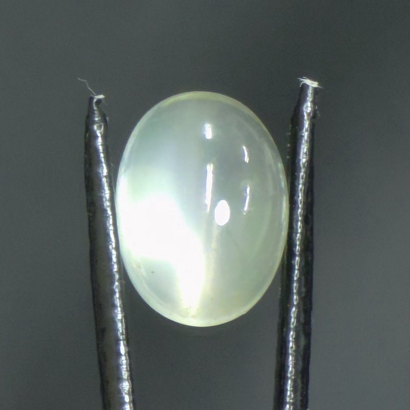 画像1: グリーンムーンストーン オーバルカボ 9.3x12.7mm (1)