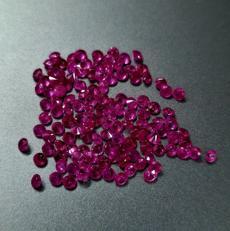 画像1: ルビー ダイヤカット 2mm (1)