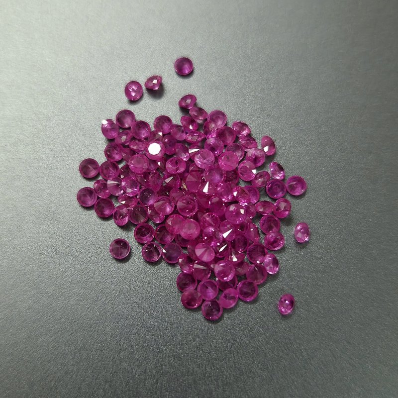 画像1: ルビー ダイヤカット 2mm (1)