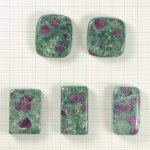 画像1: ルビーＩＮゾイサイト ファンシーカボ 15-19mm (1)