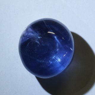 バイオレットスターサファイア(中ソ) オーバルカボ 7.3x9.2mm