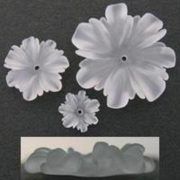 白水晶(フロスト) カービング(花)貫通 20mm - アサオ工芸オンライショップ